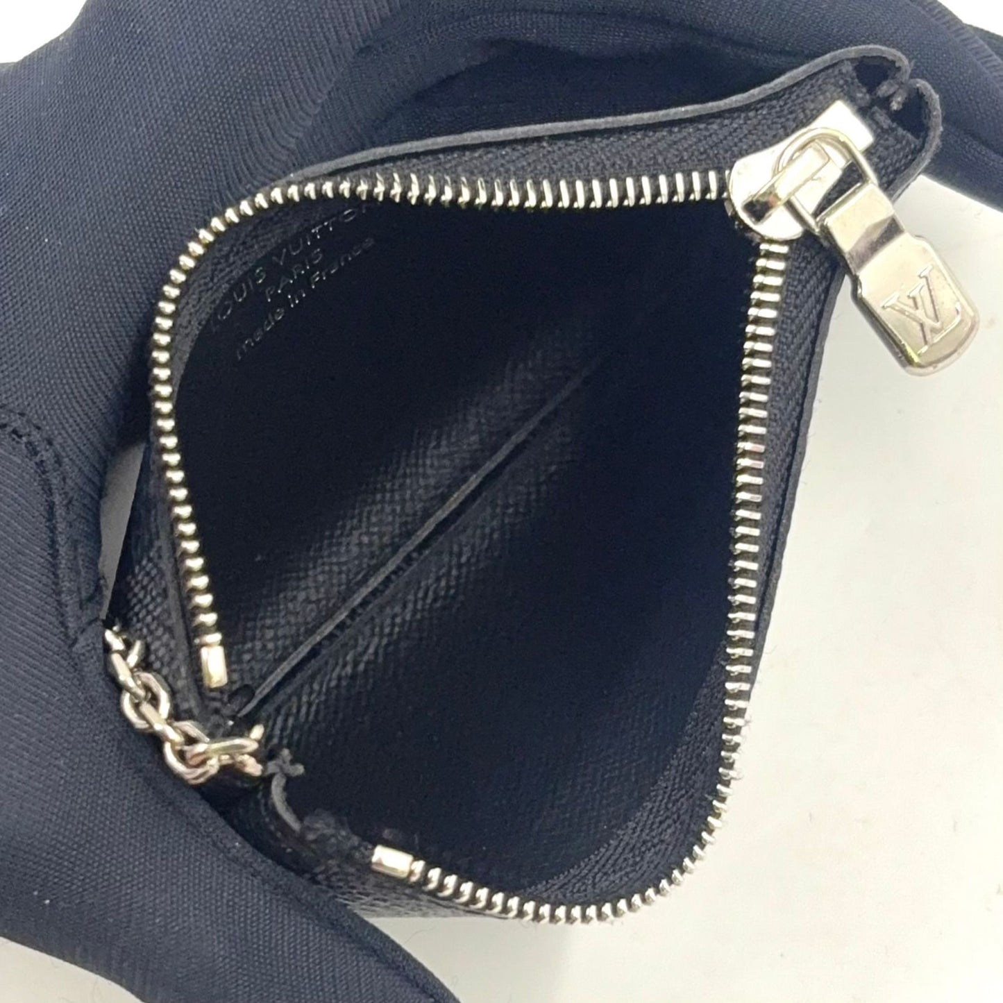 Louis Vuitton Pochette Cles Damier Graphite Leather Black Key Case Silver — view 3