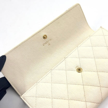 Chanel Boy Stand Caviar Leather Off White Wallet Gold — view 9