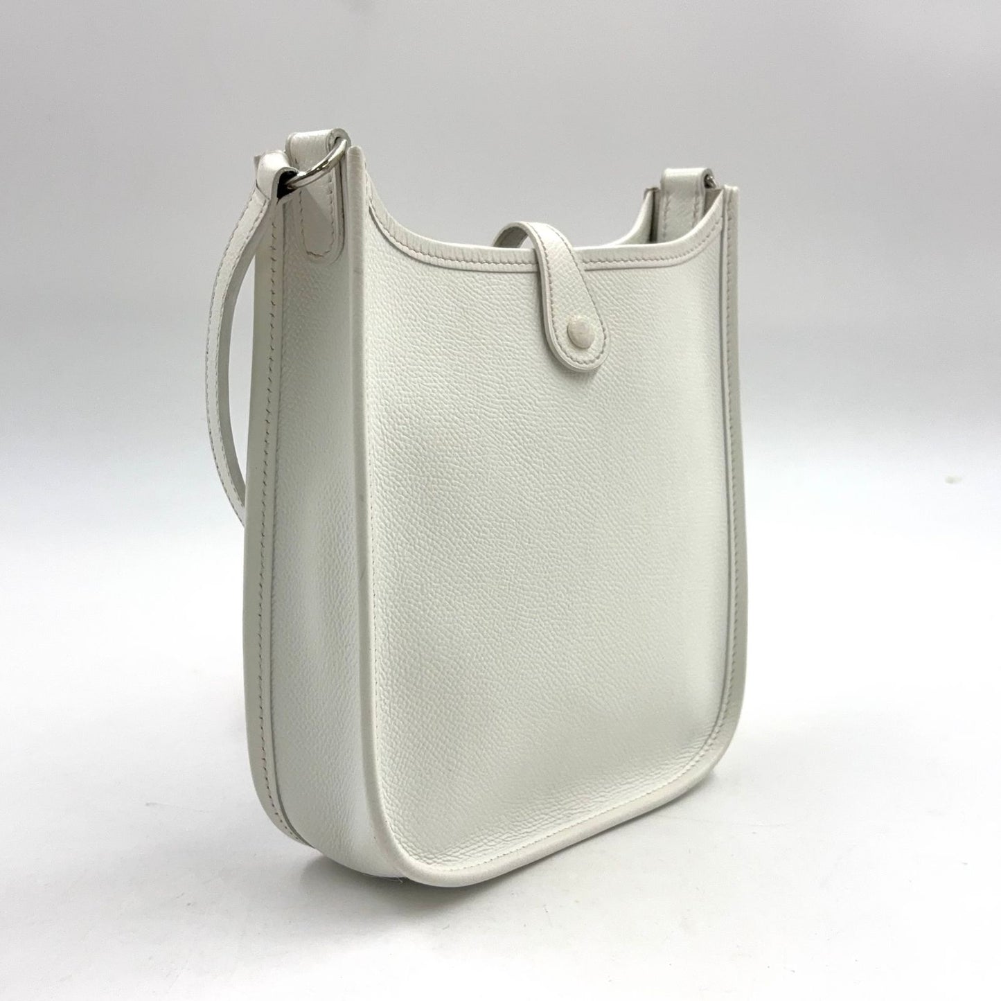 Hermes Evelyne TPM Taurillon Leather White Shoulder Bag Silver — view 2