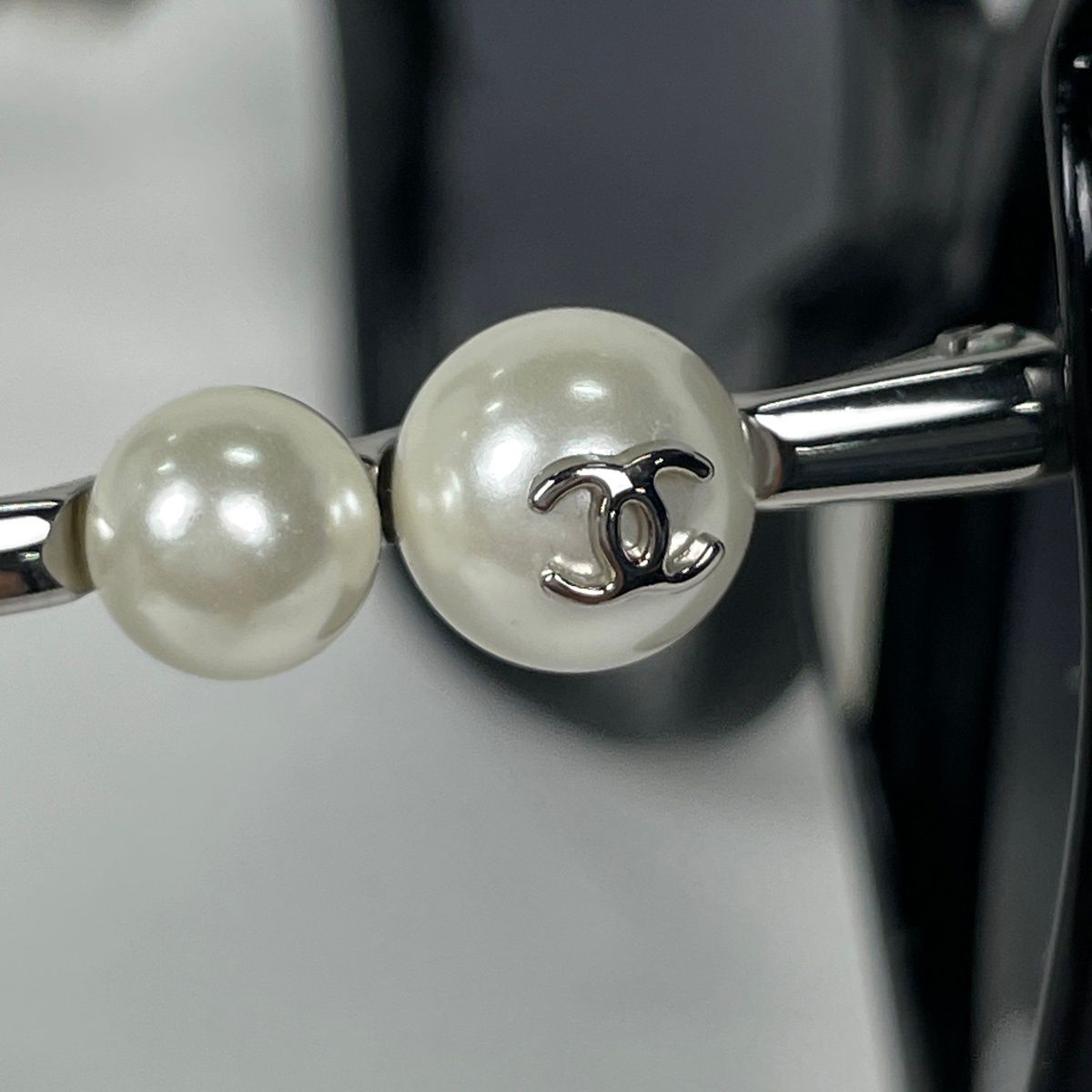 Chanel Sunglasses CC Logo Acetate Faux Pearl Black Eyewear — view 4