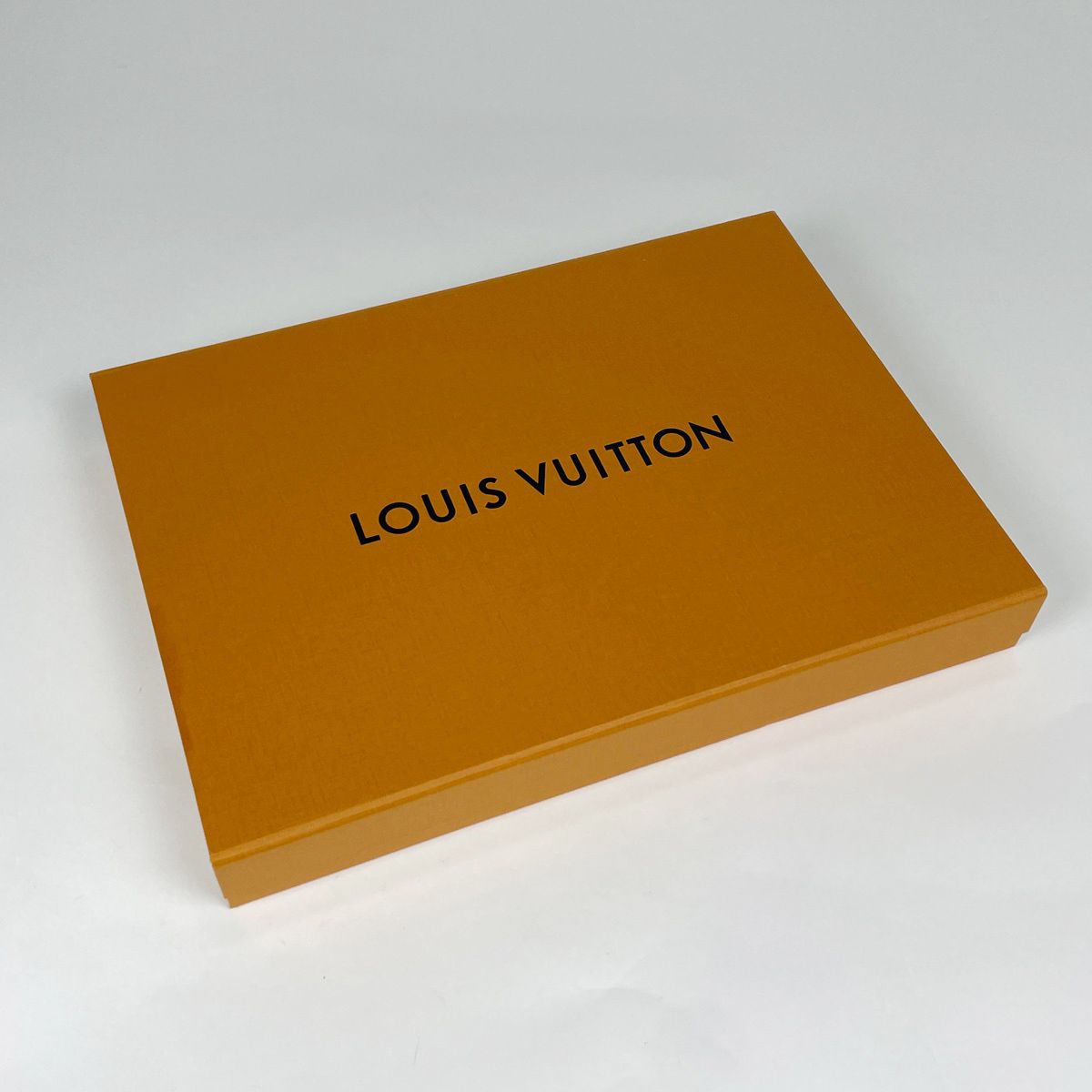 Louis Vuitton Scarf Reykjavik Monogram Cashmere Beige — view 7