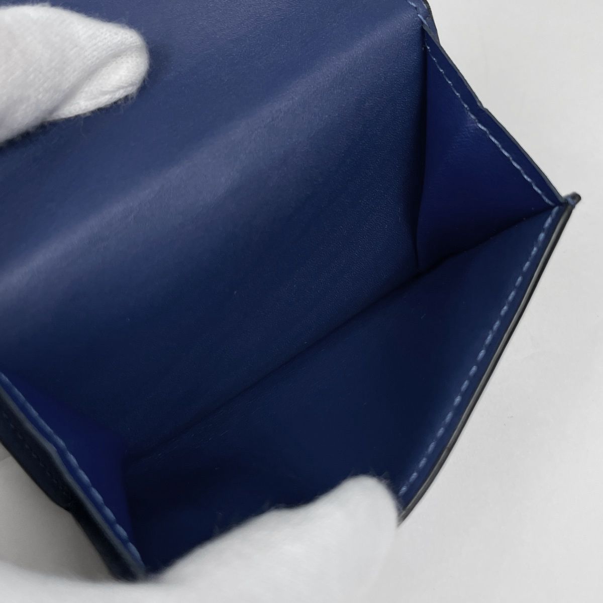 Louis Vuitton Discovery Compact Wallet Bi Foldwallet Taigarama Cobalt Blue — view 6
