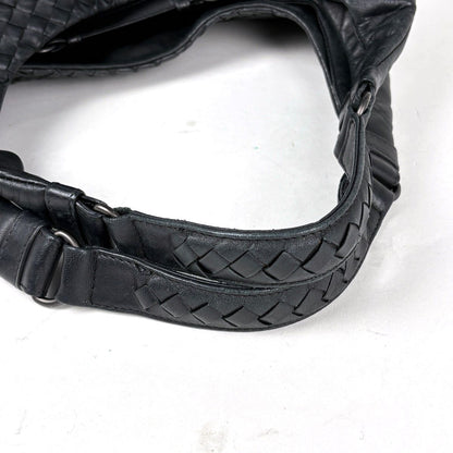 Bottega Veneta Shoulder Bag Intrecciato Leather Black — view 7