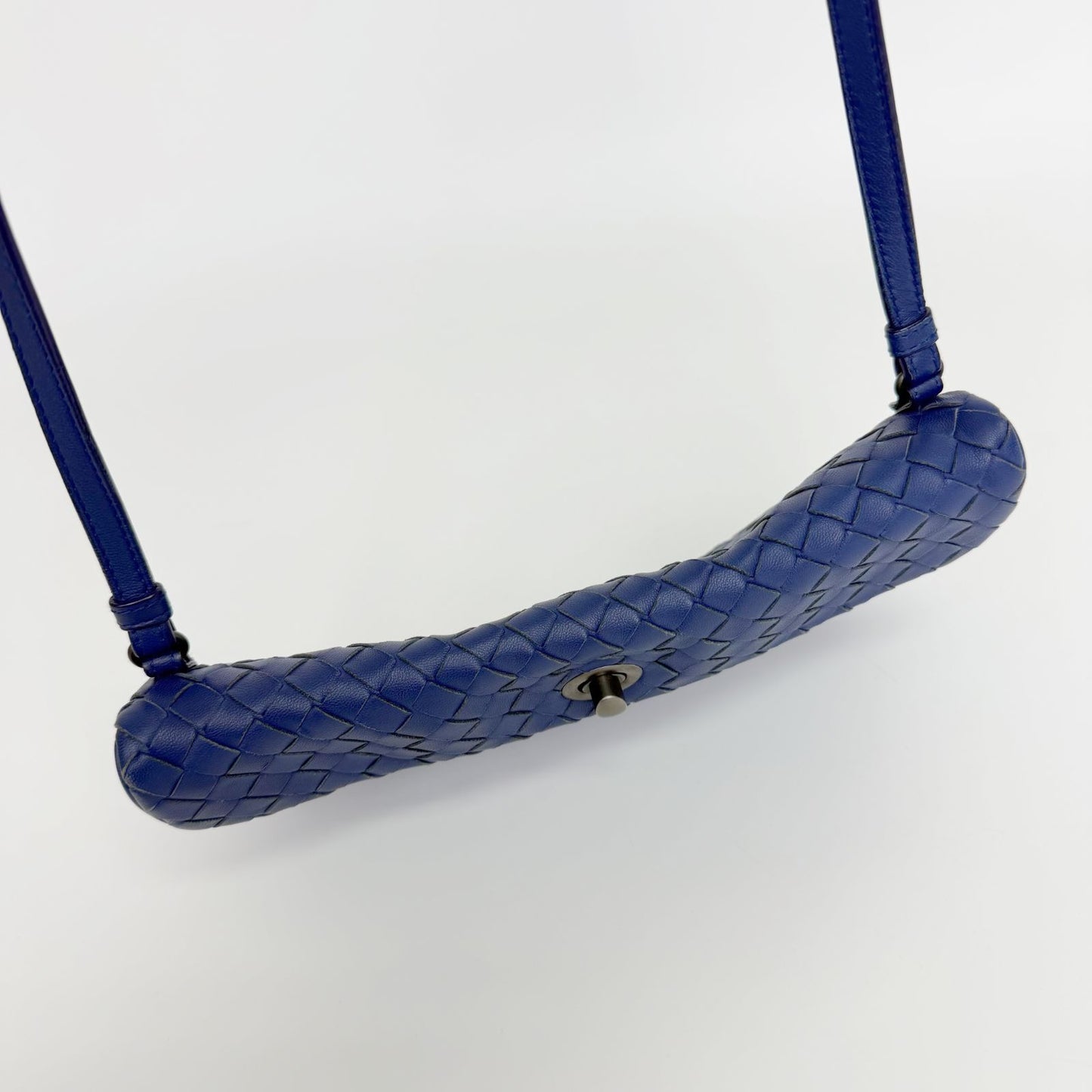 Bottega Veneta Intrecciato Flap Shoulder Bag Leather Blue Vintage — view 7
