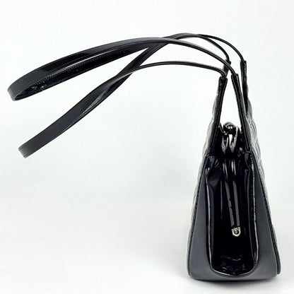 Chanel Chocolate Bar Shoulder Bag CC Logo Kiss Lock Enamel Bag Patent Leather — view 5