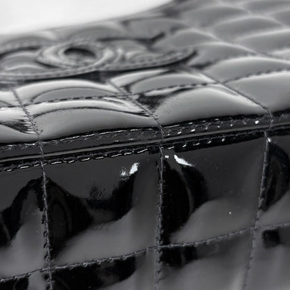 Chanel Chocolate Bar Shoulder Bag CC Logo Kiss Lock Enamel Bag Patent Leather — view 7