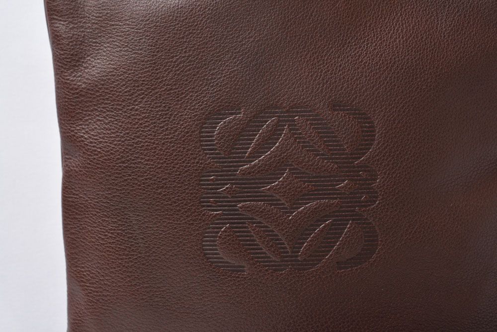 Loewe Shoulder Bag Vintage Anagram Calfskin Brown — view 3