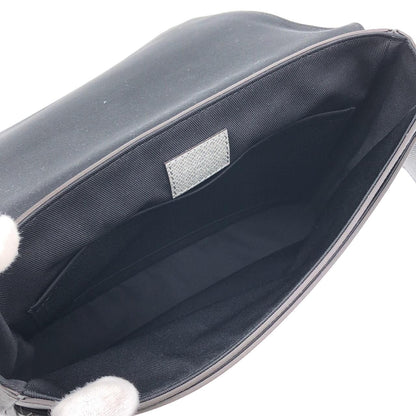 Louis Vuitton Taiga District PM Shoulder — view 6