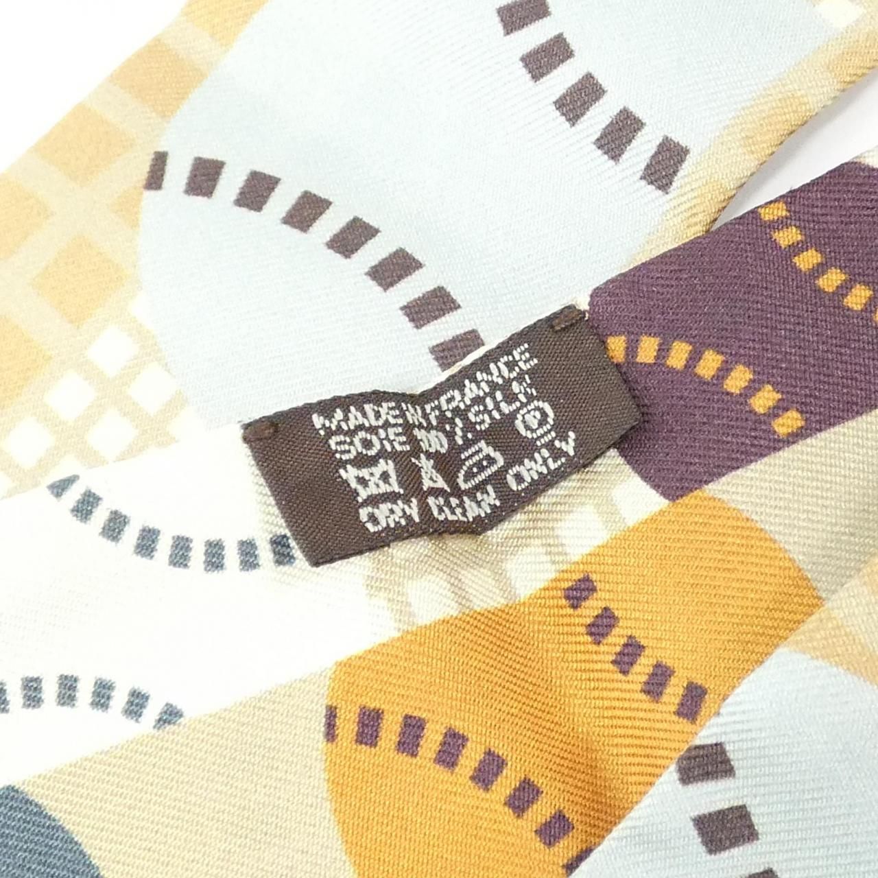 Hermes Twilly Scarf Beige — view 4