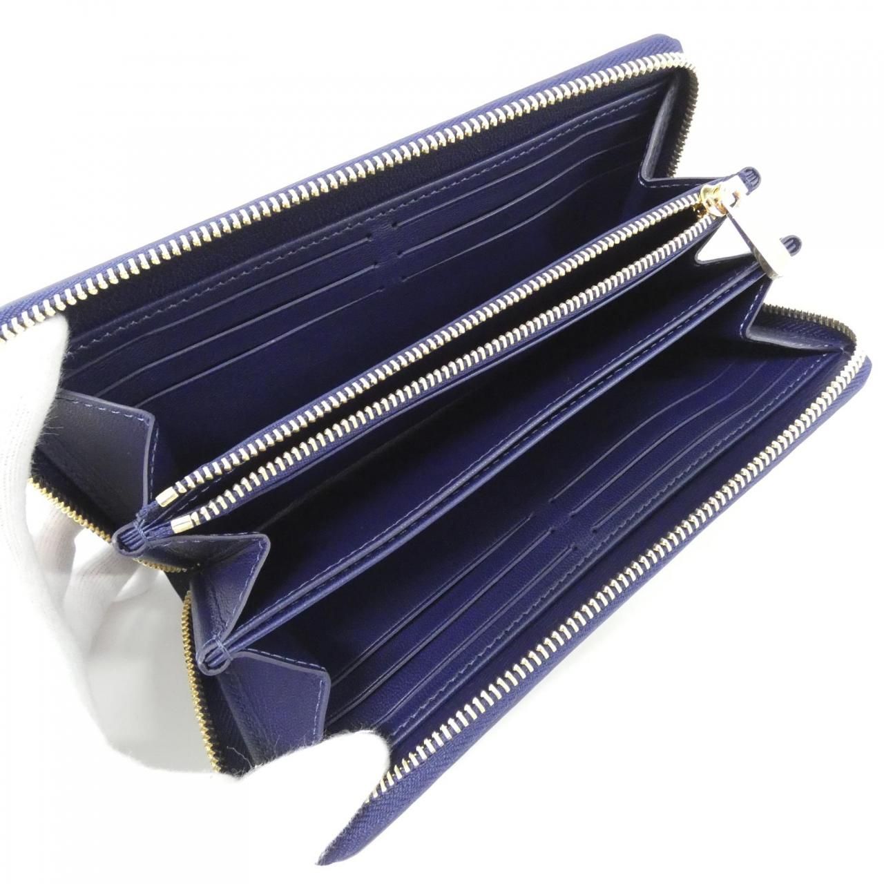 Louis Vuitton Exotic Leather Zippy Wallet — view 4