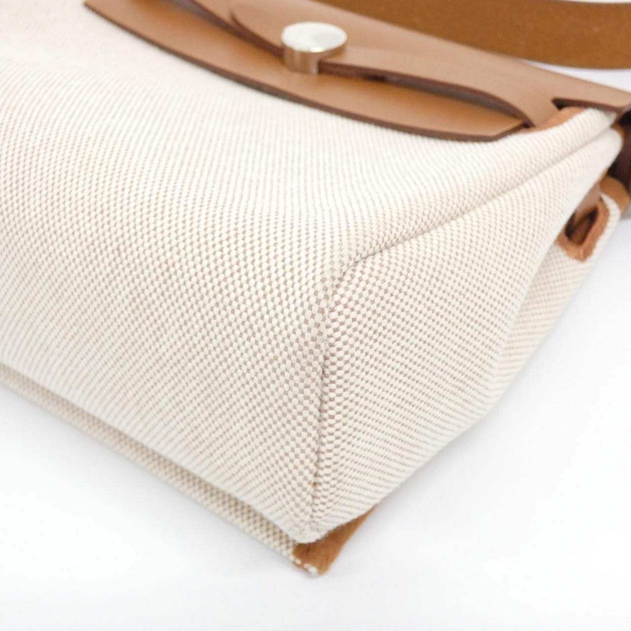 Hermes Herbag Zip 20 Shoulder — view 3