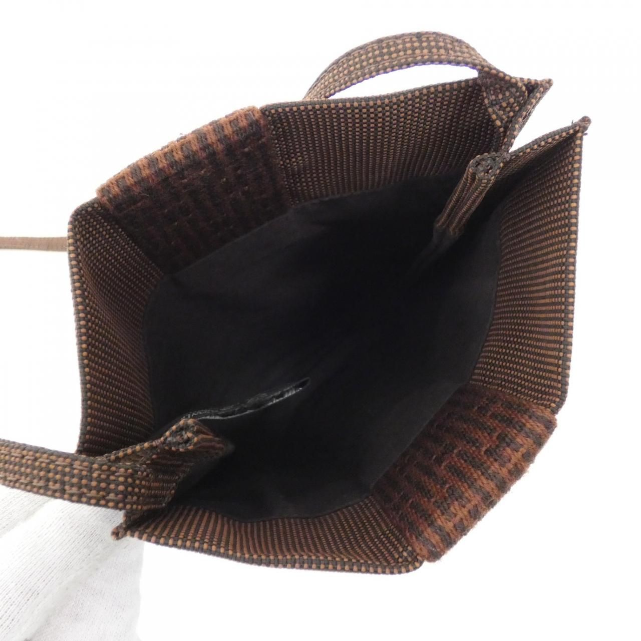 Hermes Her Line Pochette Shoulder — view 5