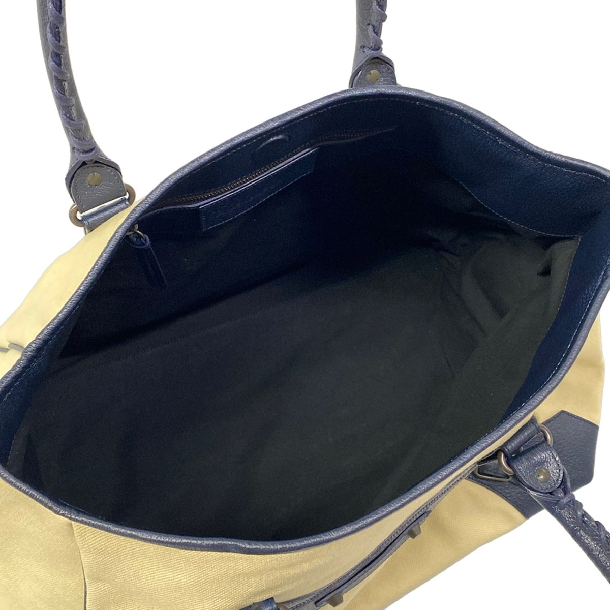 Balenciaga Tote the Sunday Ivory Dark Navy Leather — view 7