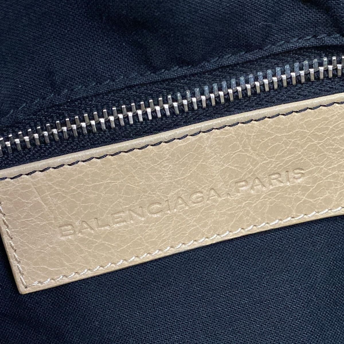 Balenciaga Tote Giant Pom Beige Leather — view 8