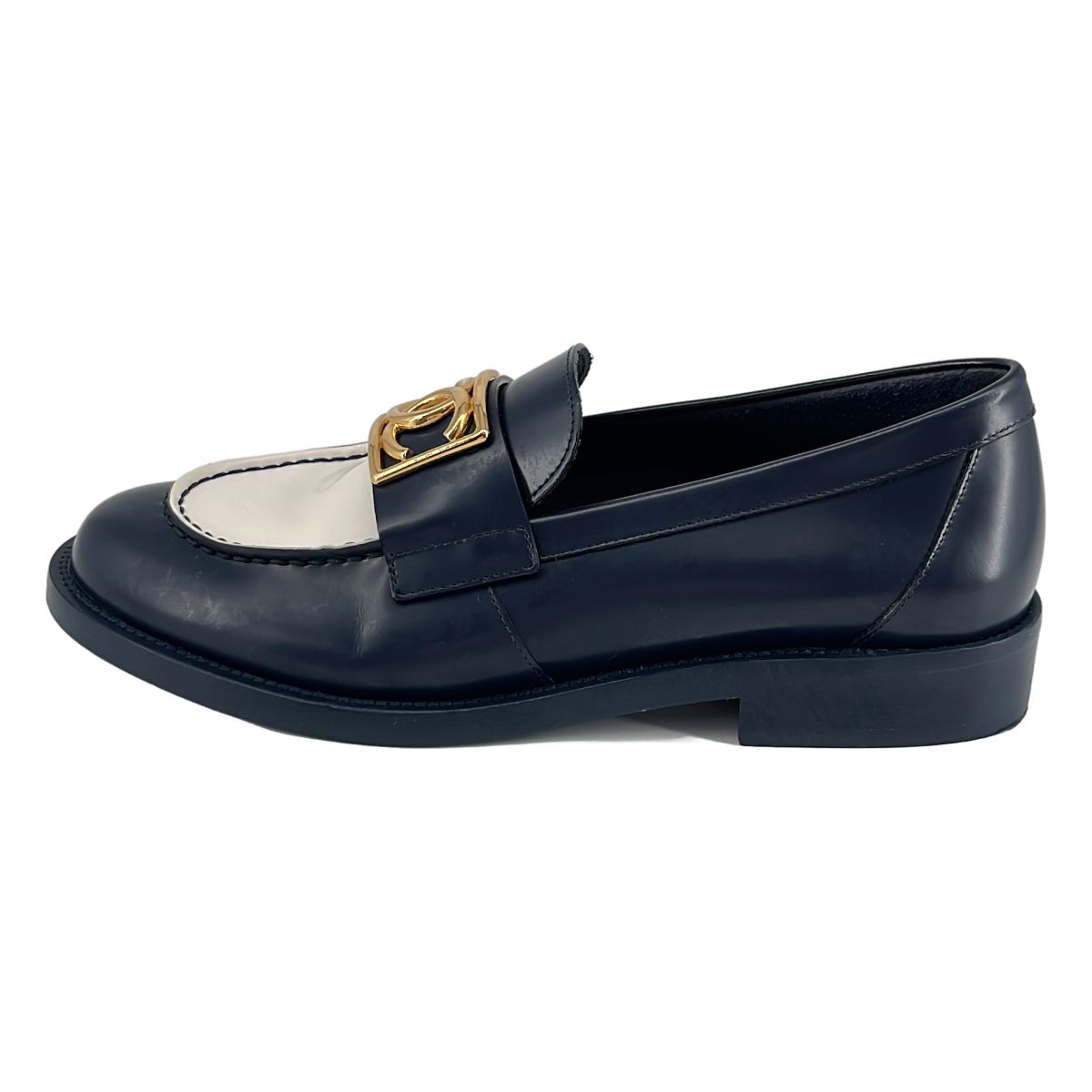 Chanel CC Logo Leather Bicolor Loafers Navy White 37.5 — view 2