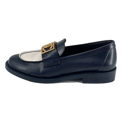 Chanel CC Logo Leather Bicolor Loafers Navy White 37.5 — view 2