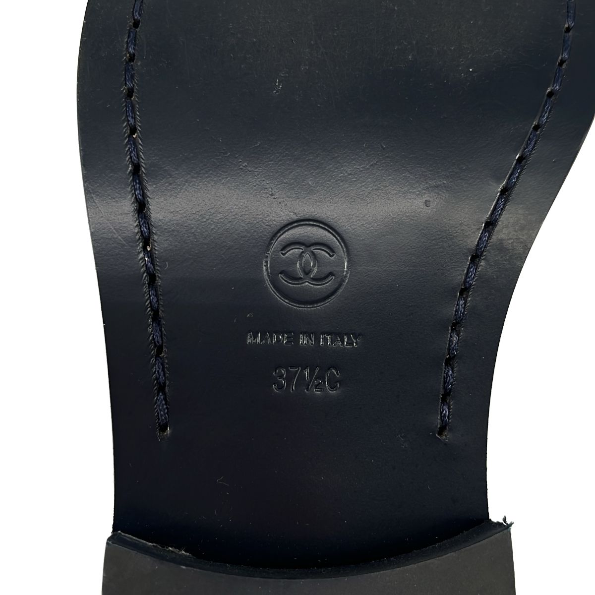 Chanel CC Logo Leather Bicolor Loafers Navy White 37.5 — view 6