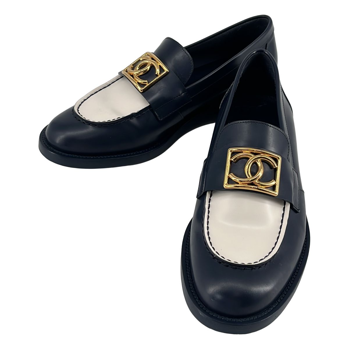 Chanel CC Logo Leather Bicolor Loafers Navy White 37.5