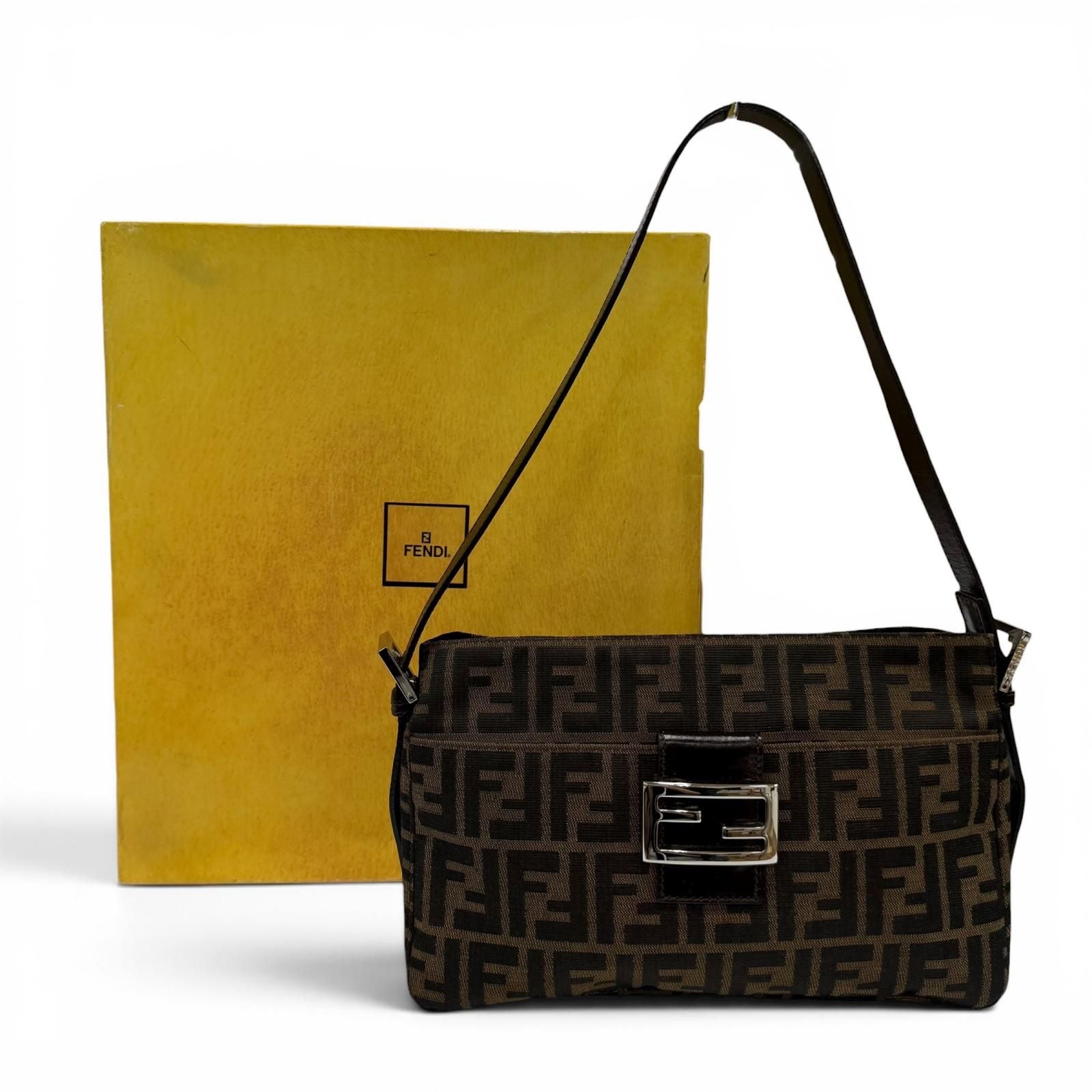 Fendi Vintage Leather Zucca Pattern FF Logo Shoulder Bag Brown — view 2