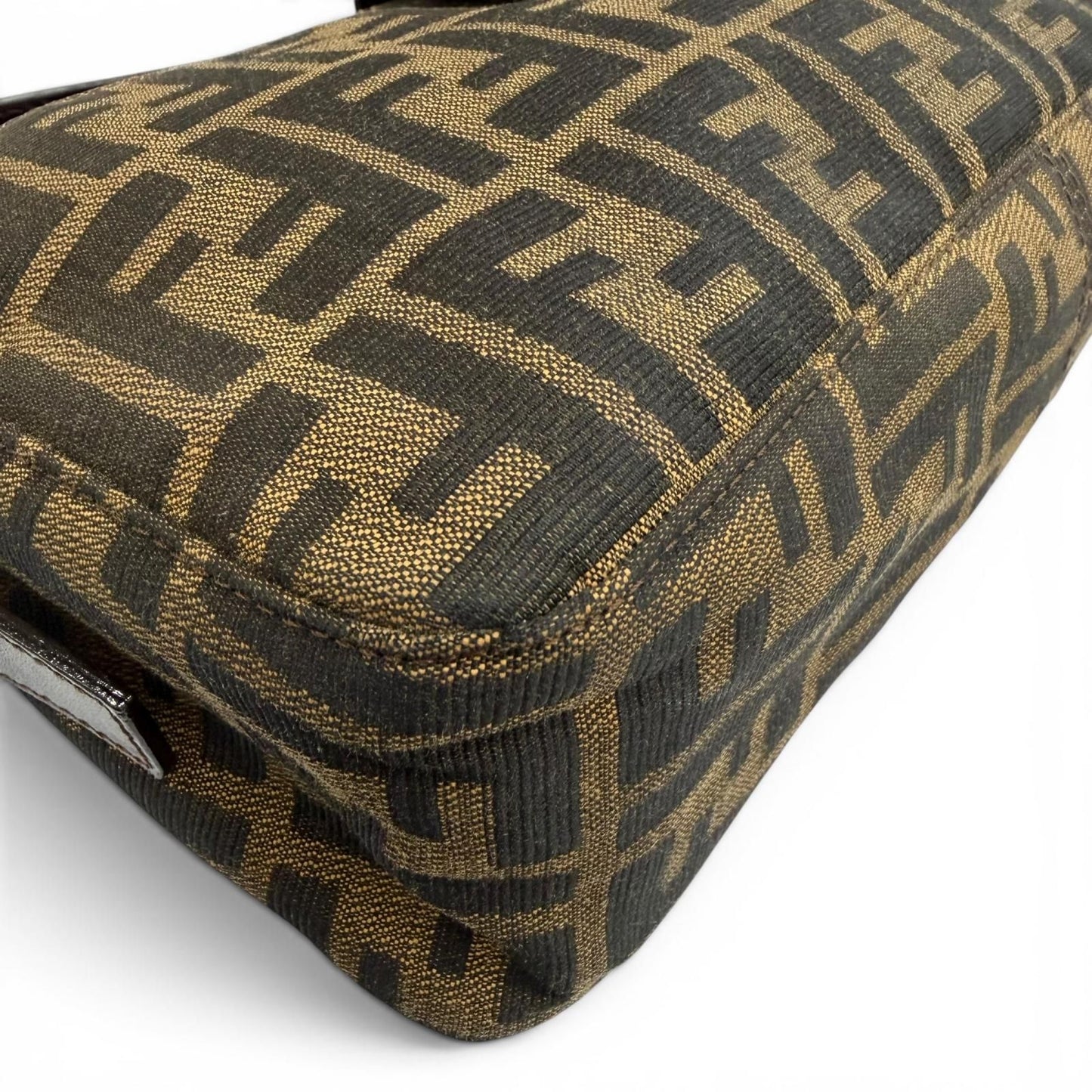 Fendi Vintage Leather Zucca Pattern FF Logo Shoulder Bag Brown — view 7
