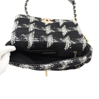 Chanel Chain Shoulder Bag 19 Flap CC Logo Tweed Black White — view 6
