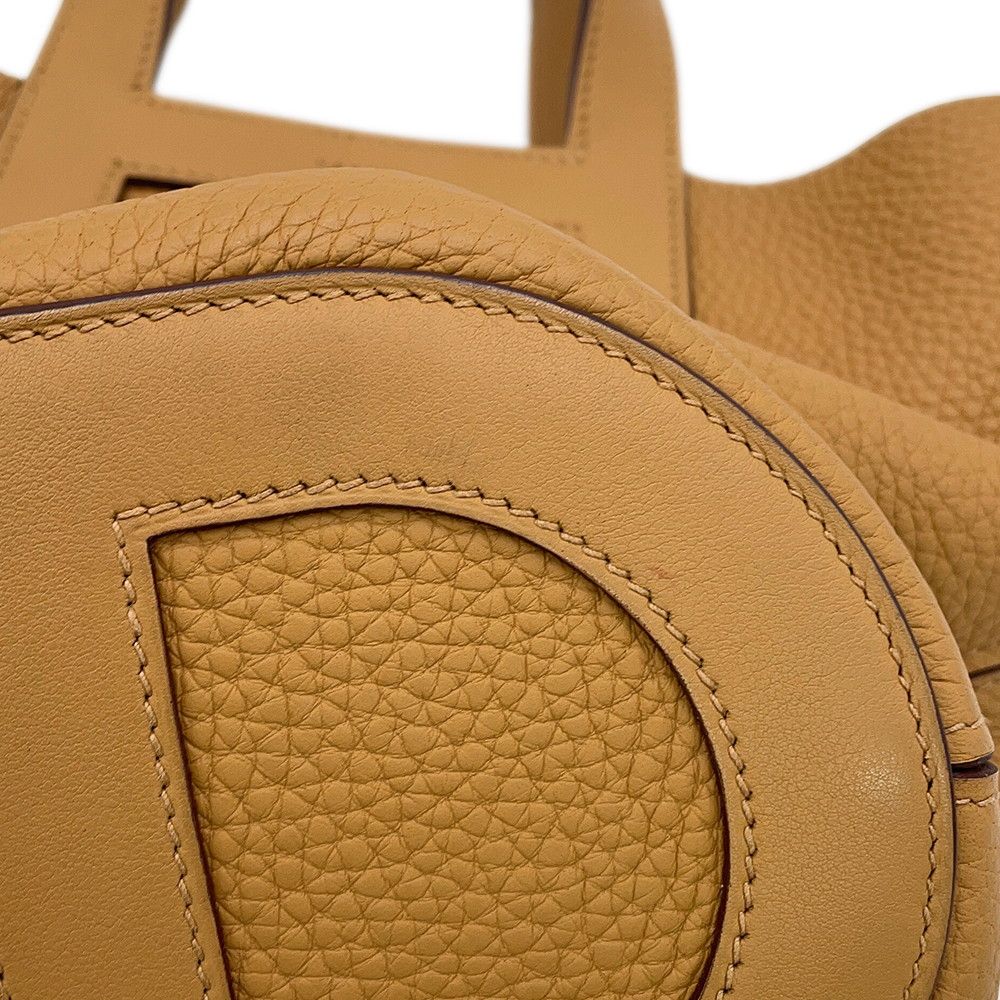 Hermes Tote in the Loop 18 Biscuit Gold Taurillon Clemence Swift — view 6