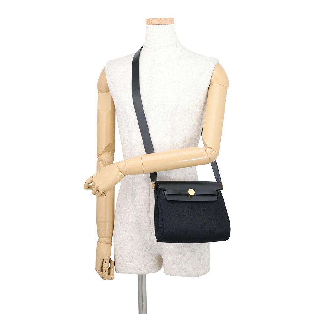 Hermes Shoulder Bag Herbag Zip Mini Black Gold Twal Ash Vache Hunter — view 4
