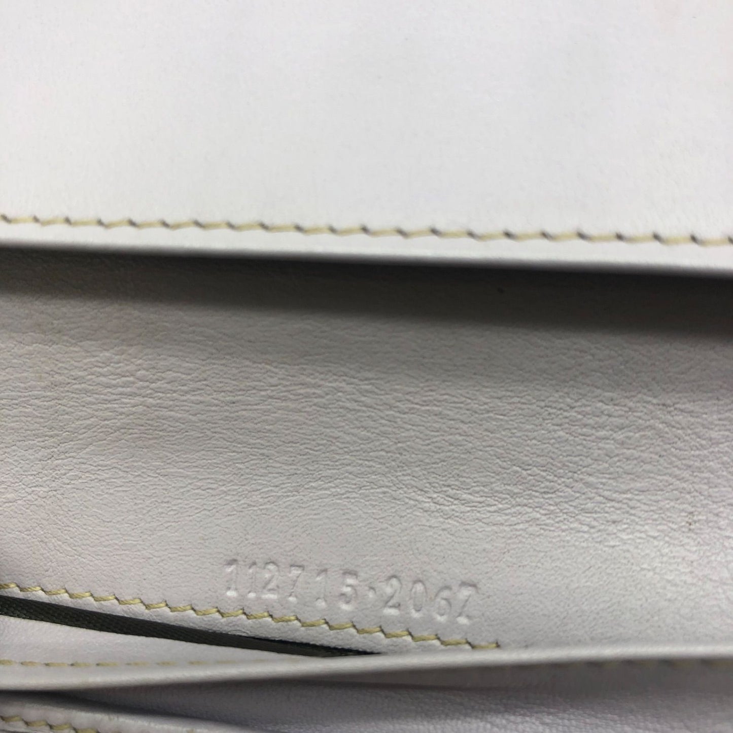 Gucci GG Canvas Bifold Wallet Hook Purple — view 4