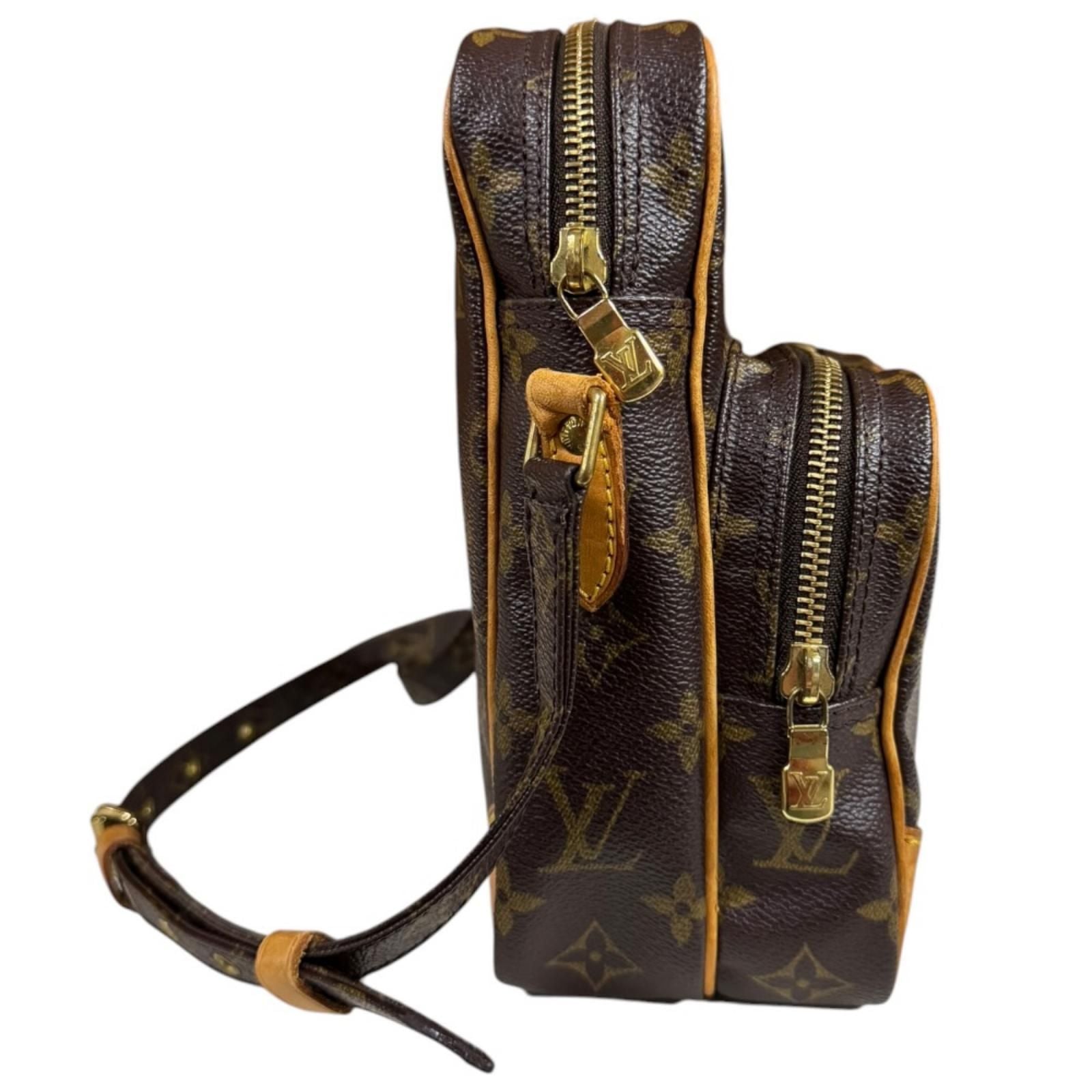 Louis Vuitton Amazon Monogram Shoulder Bag Canvas Brown — view 4