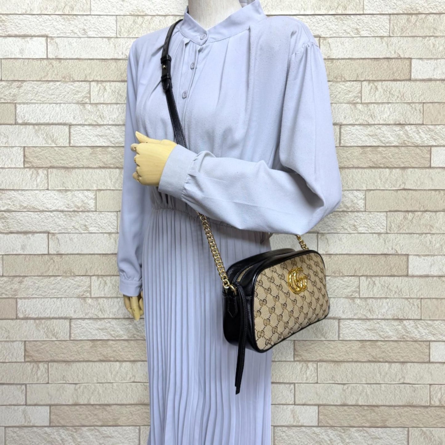 Gucci GG Marmont Shoulder Bag Canvas Black Second — view 2