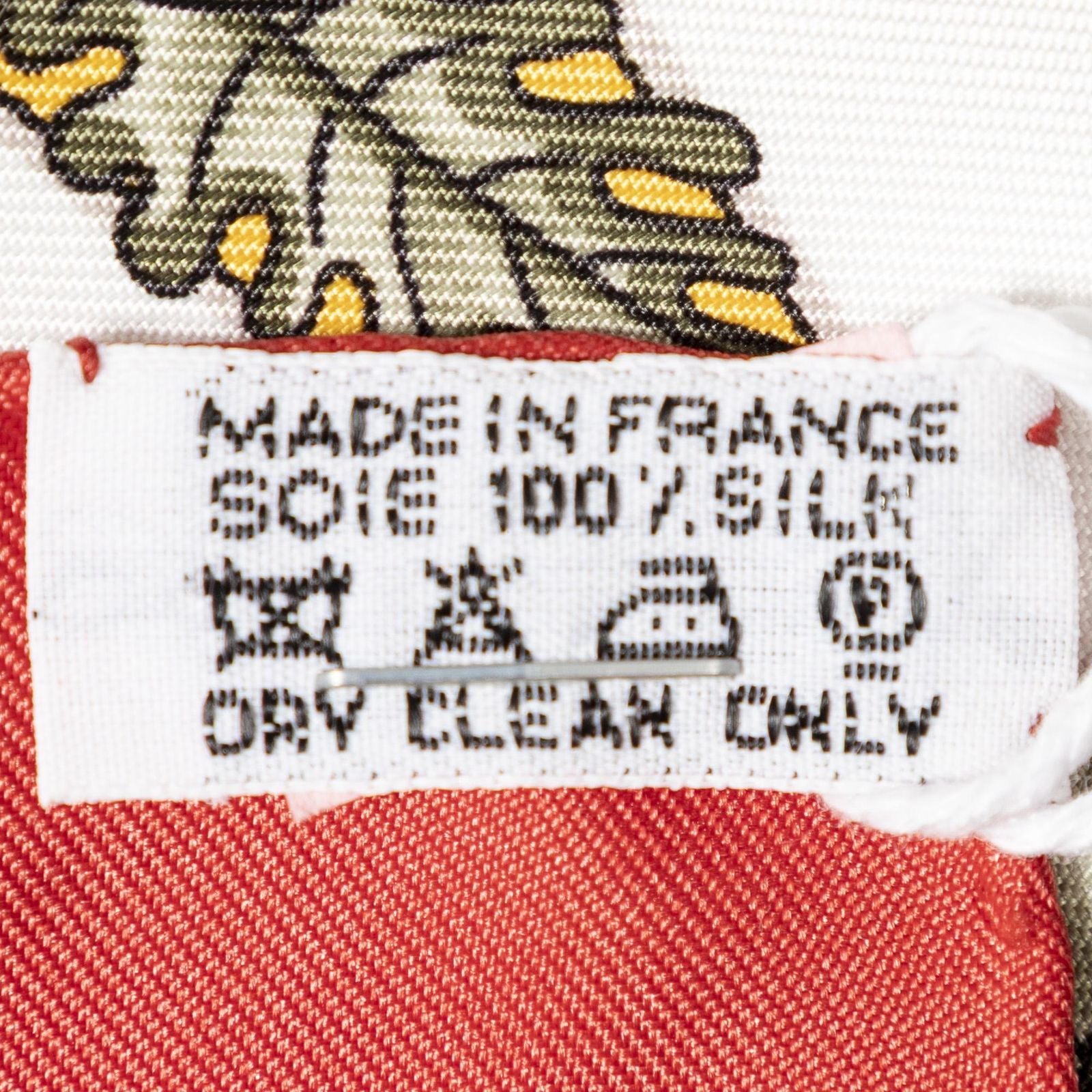 Hermes Scarf Red Green White 100% Twillsilk — view 5