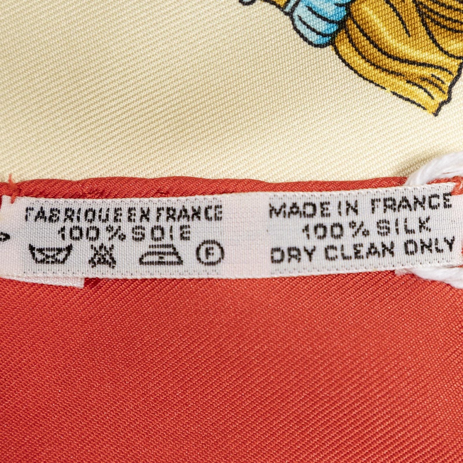Hermes Scarf Red Beige 100% Twillsilk — view 5