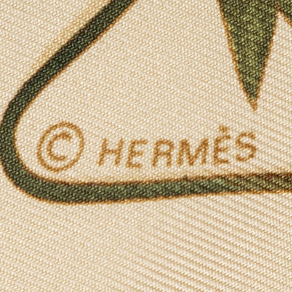 Hermes Scarf Beige Red Green 100% Twillsilk — view 4