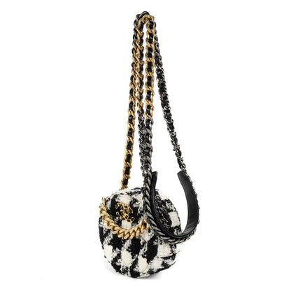 Chanel 19 Round Clutch Chain Shoulder Bag Black White Quilted Tweed — view 2