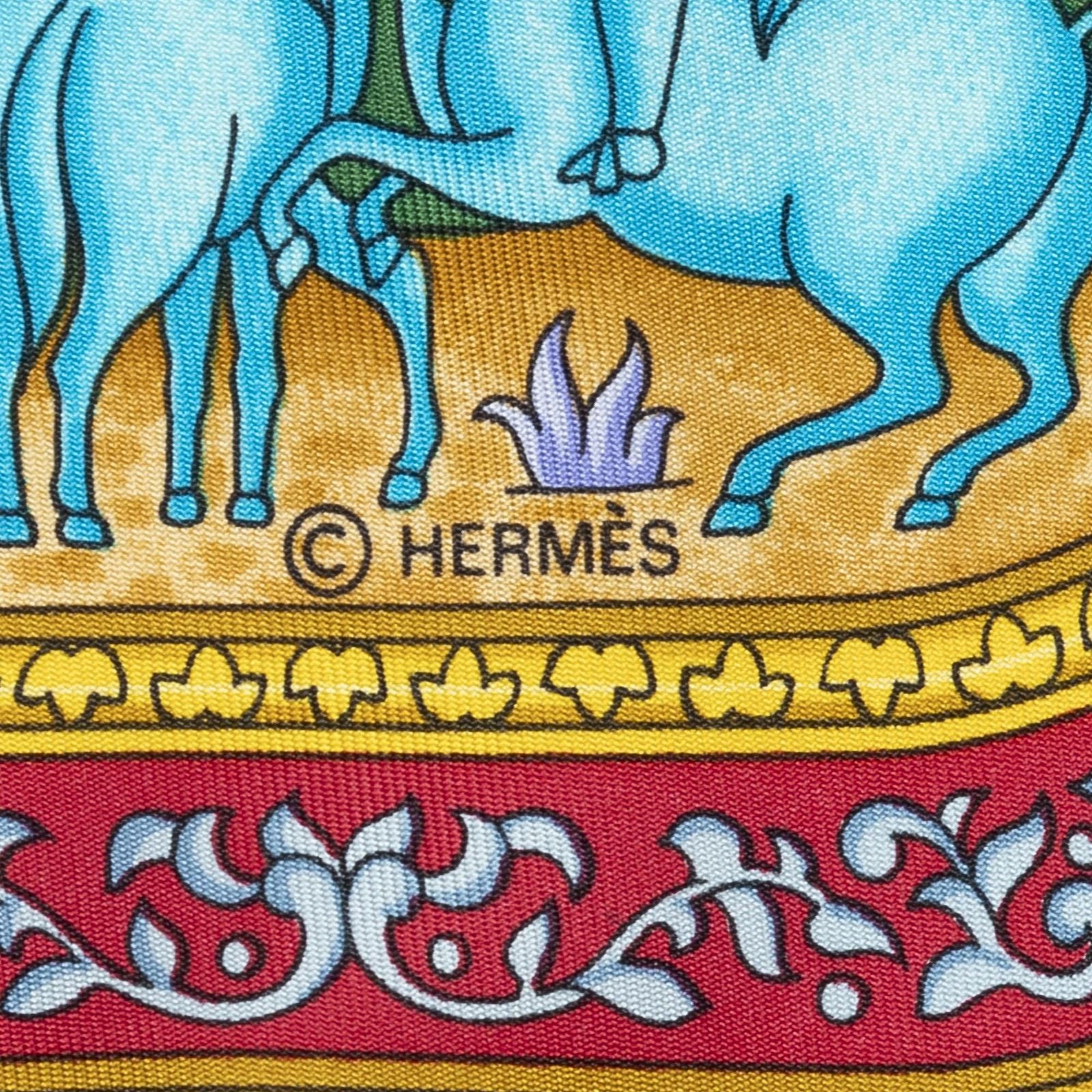 Hermes Scarf Navy Red 100% Gold Twill Silk — view 4