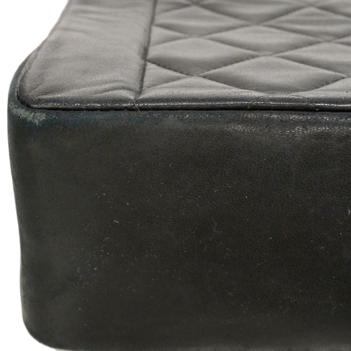 Chanel Shoulder Bag Diana Lambskin Black Gold — view 7