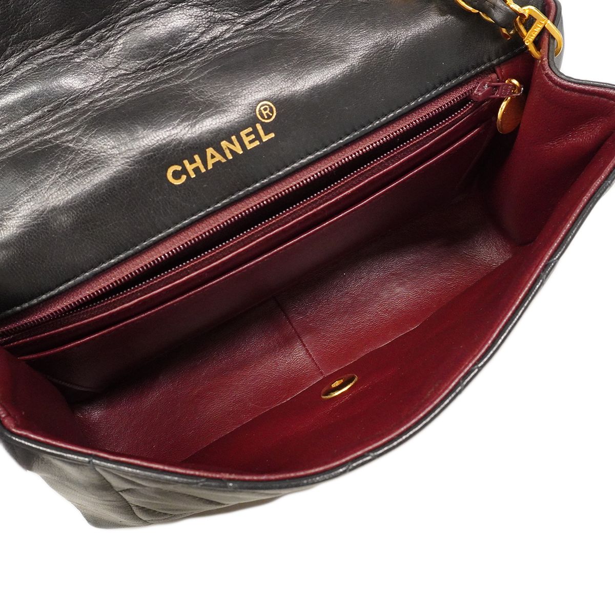 Chanel Shoulder Bag Diana Lambskin Black Gold — view 4