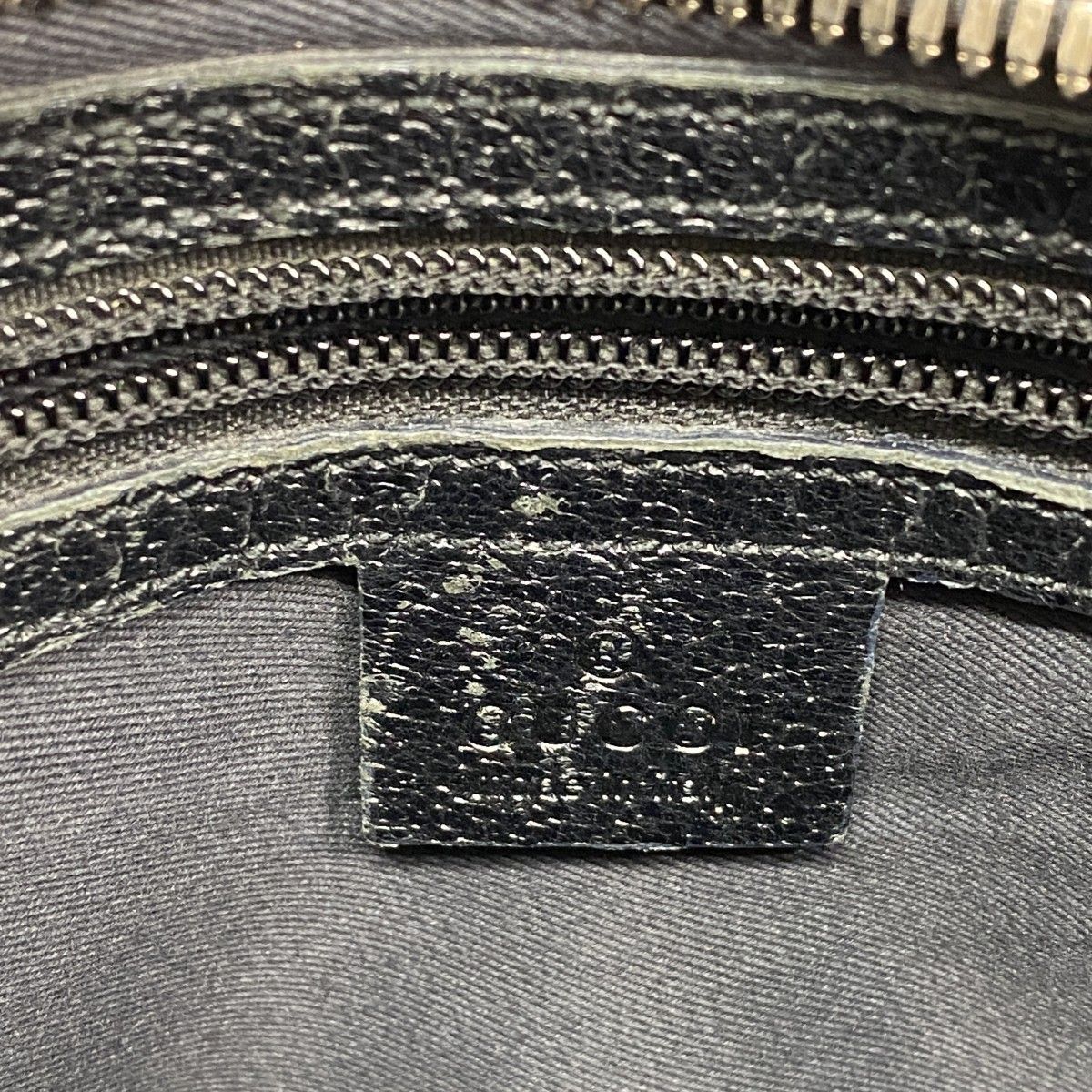 Gucci Shoulder Bag GG Canvas Black Gold — view 5
