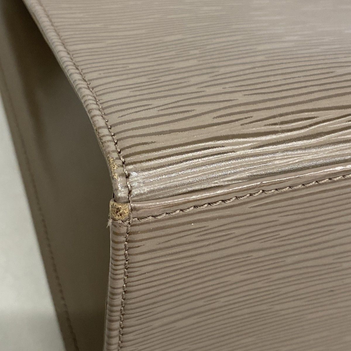 Louis Vuitton Handbag Epi PM — view 7