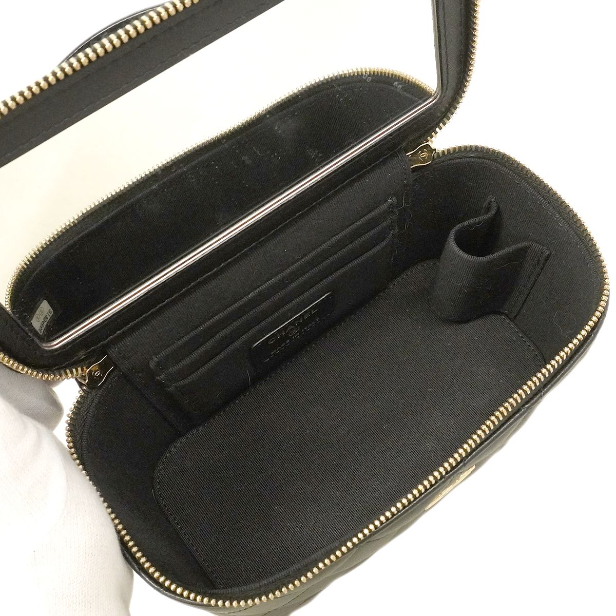 Chanel Vanity Bag Quilted Lambskin Black Chien Panning Gold 2-Way — view 4