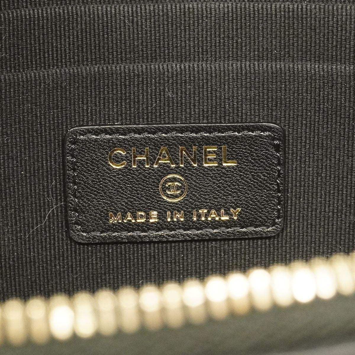 Chanel Vanity Bag Quilted Lambskin Black Chien Panning Gold 2-Way — view 5