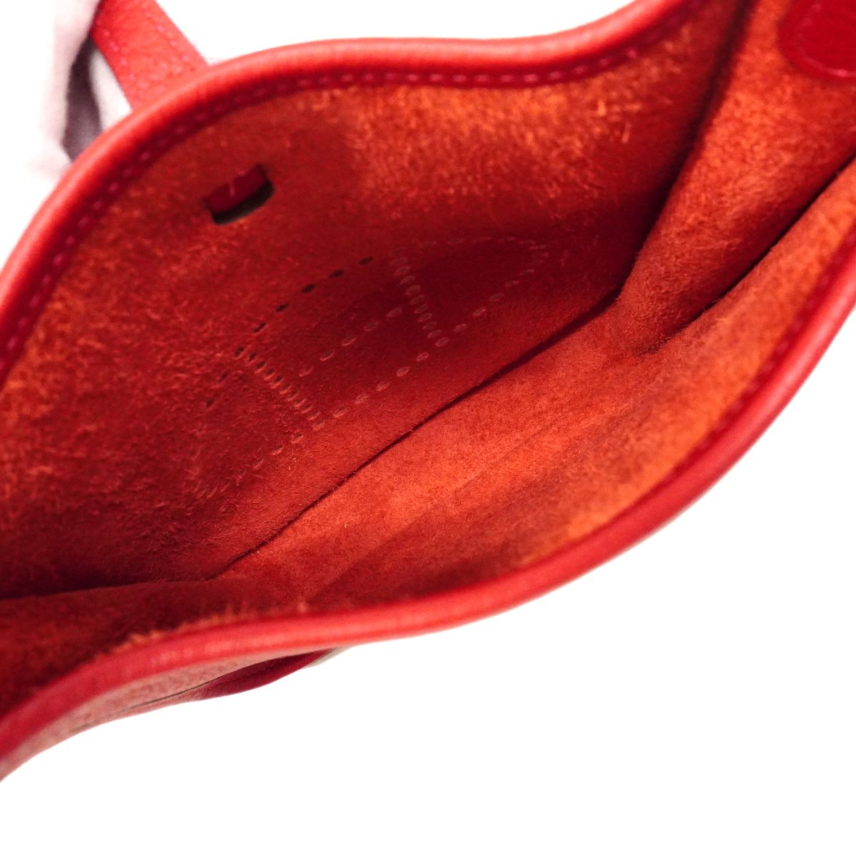Hermes Shoulder Bag Evelyne TPM Taurillon Clemence Rouge Vif Gold — view 4