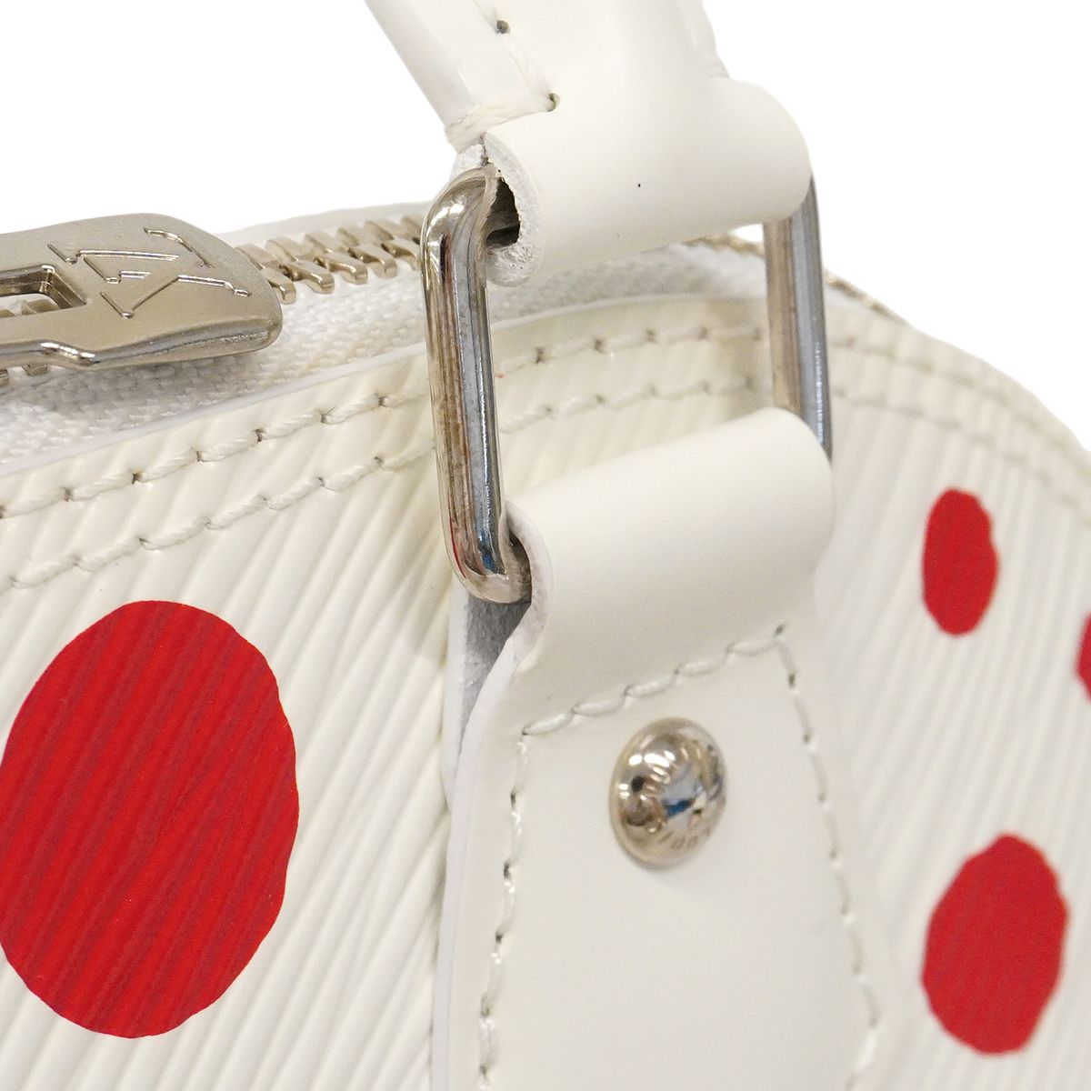 Louis Vuitton Handbag Epi Alma BB Blanc 2-Way — view 8
