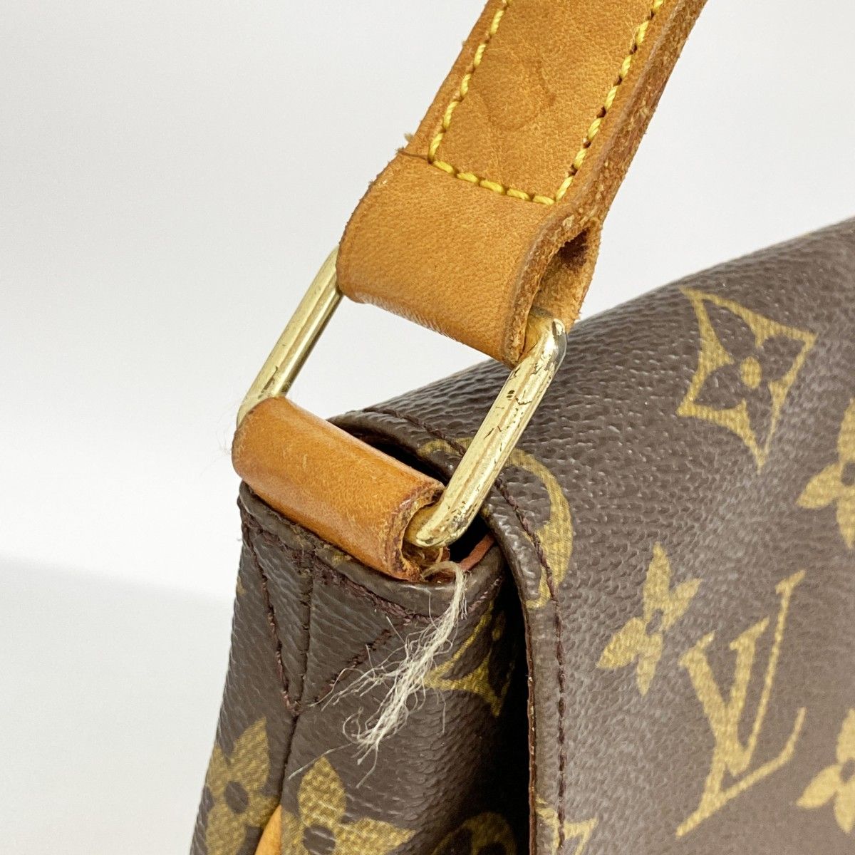 Louis Vuitton Shoulder Bag Monogram Musette Brown — view 7