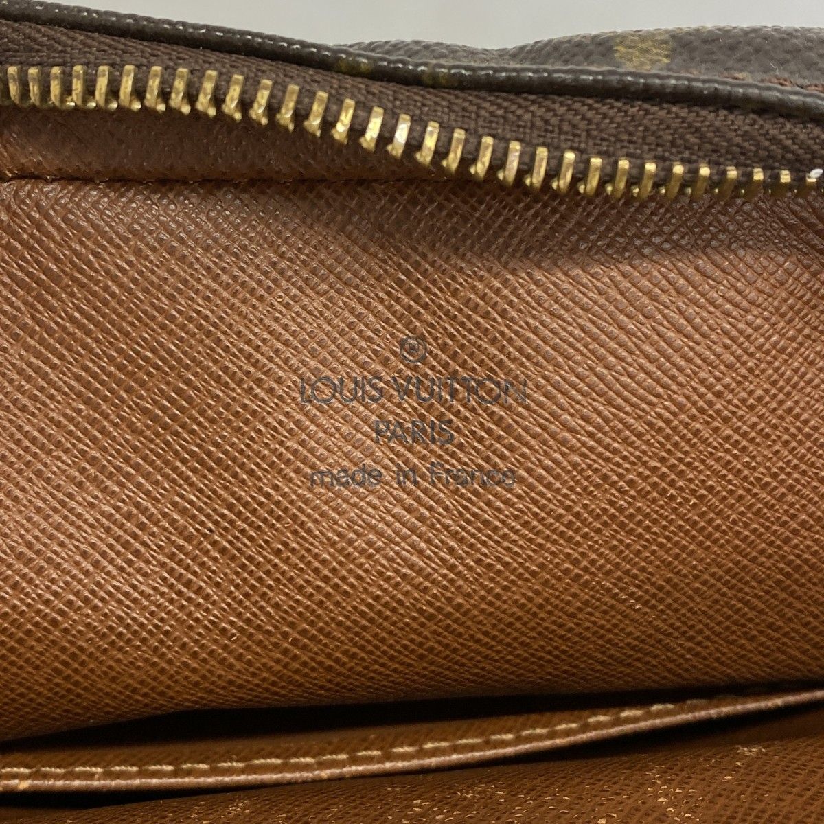 Louis Vuitton Shoulder Bag Monogram Amazon Brown — view 5
