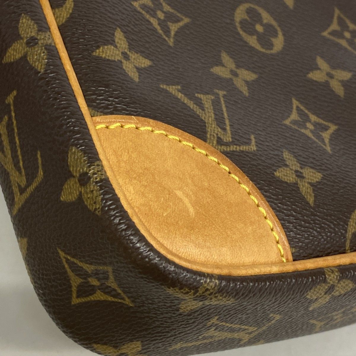 Louis Vuitton Shoulder Bag Monogram Danube Brown — view 7