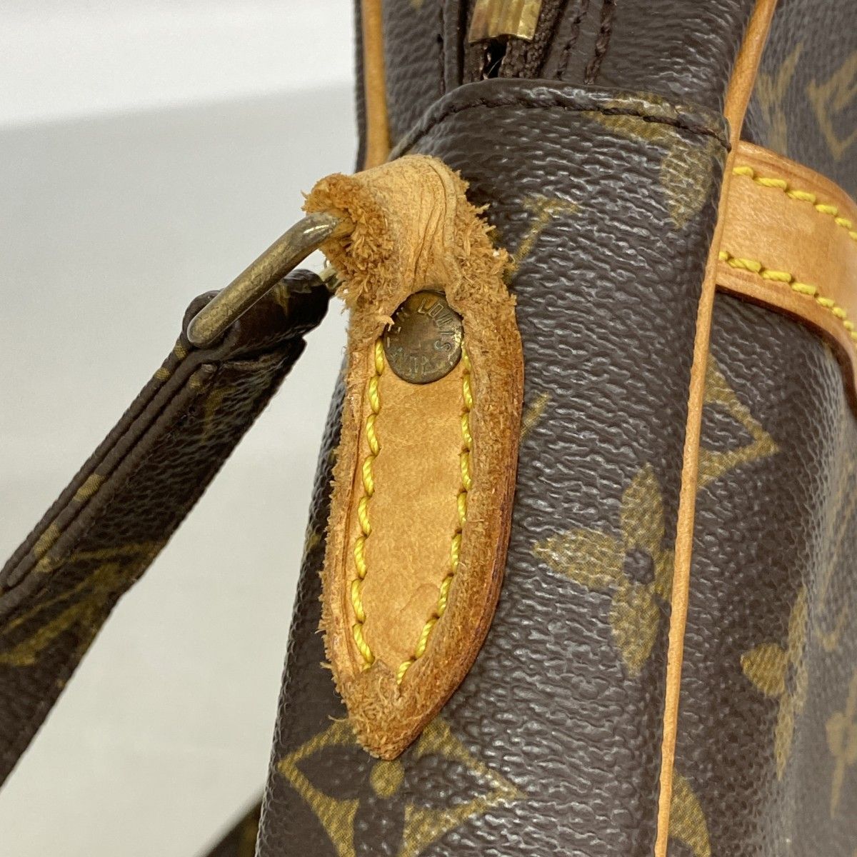 Louis Vuitton Shoulder Bag Monogram Danube Brown — view 6