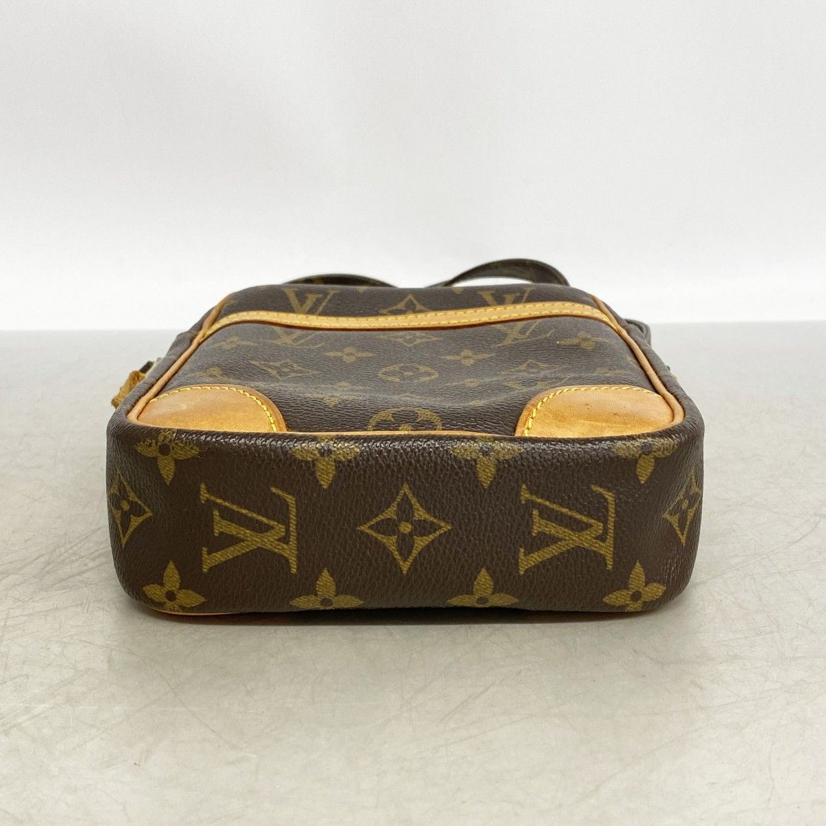 Louis Vuitton Shoulder Bag Monogram Danube Brown — view 3