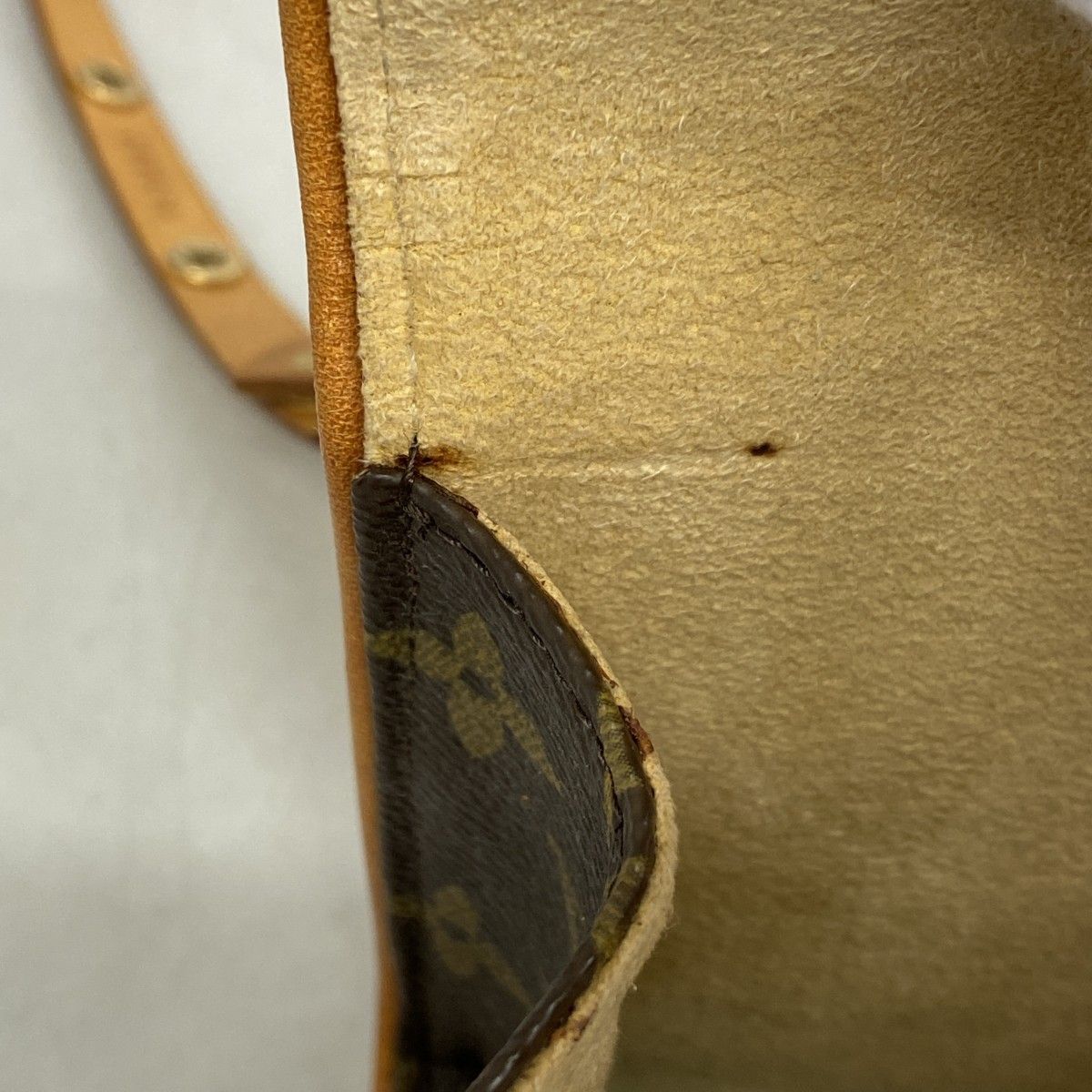 Louis Vuitton Waist Bag Monogram Pochette Brown — view 8