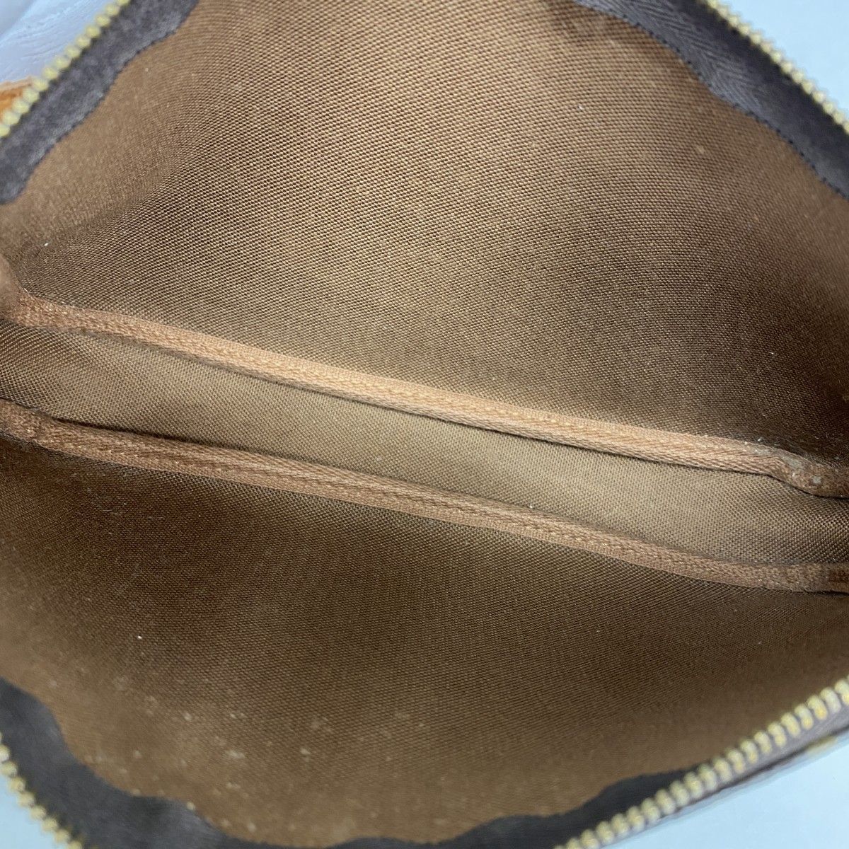 Louis Vuitton Pouch Monogram Pochette Soir Brown — view 4